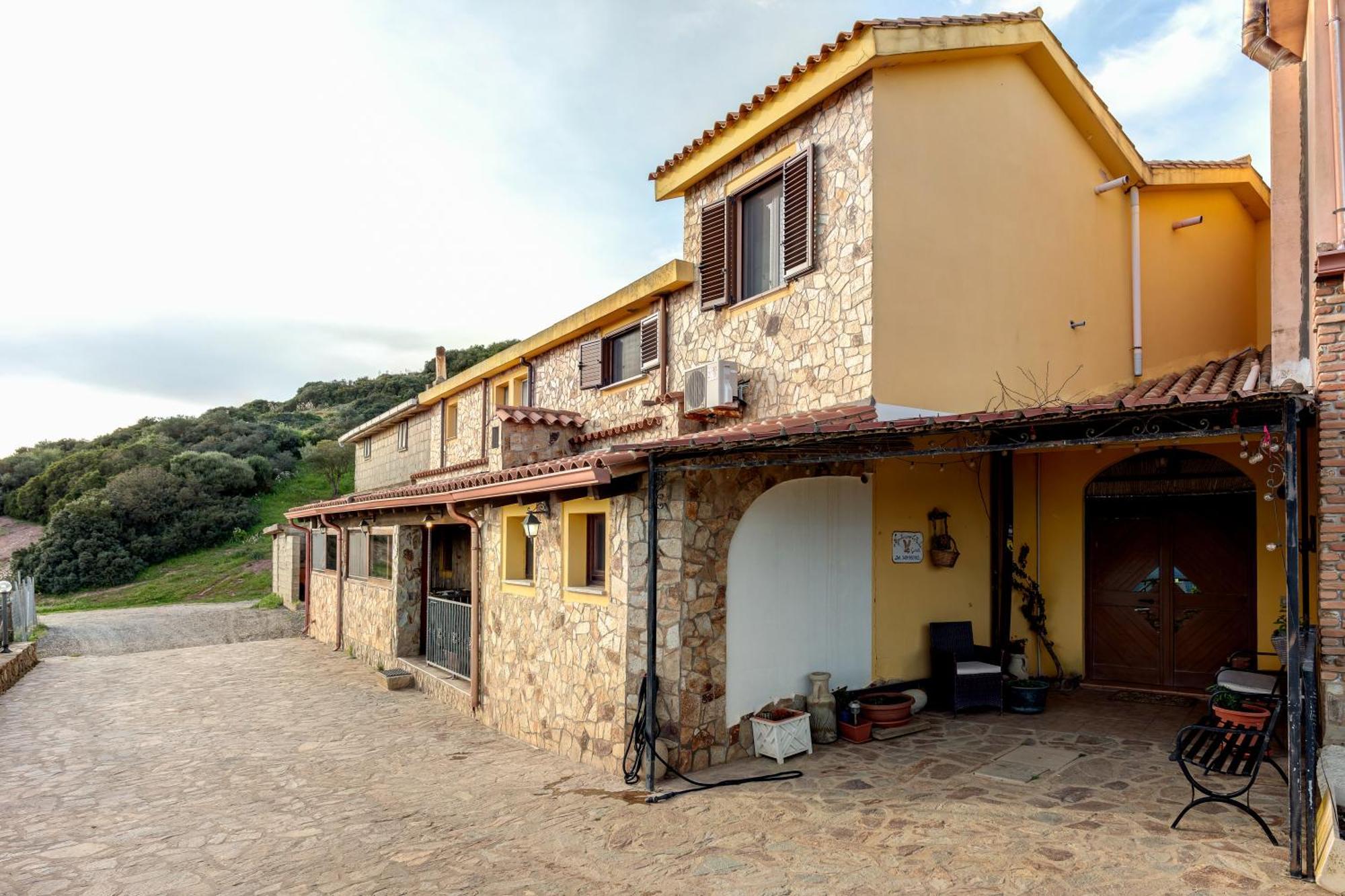 L'Aquila Villa Арбус Екстериор снимка